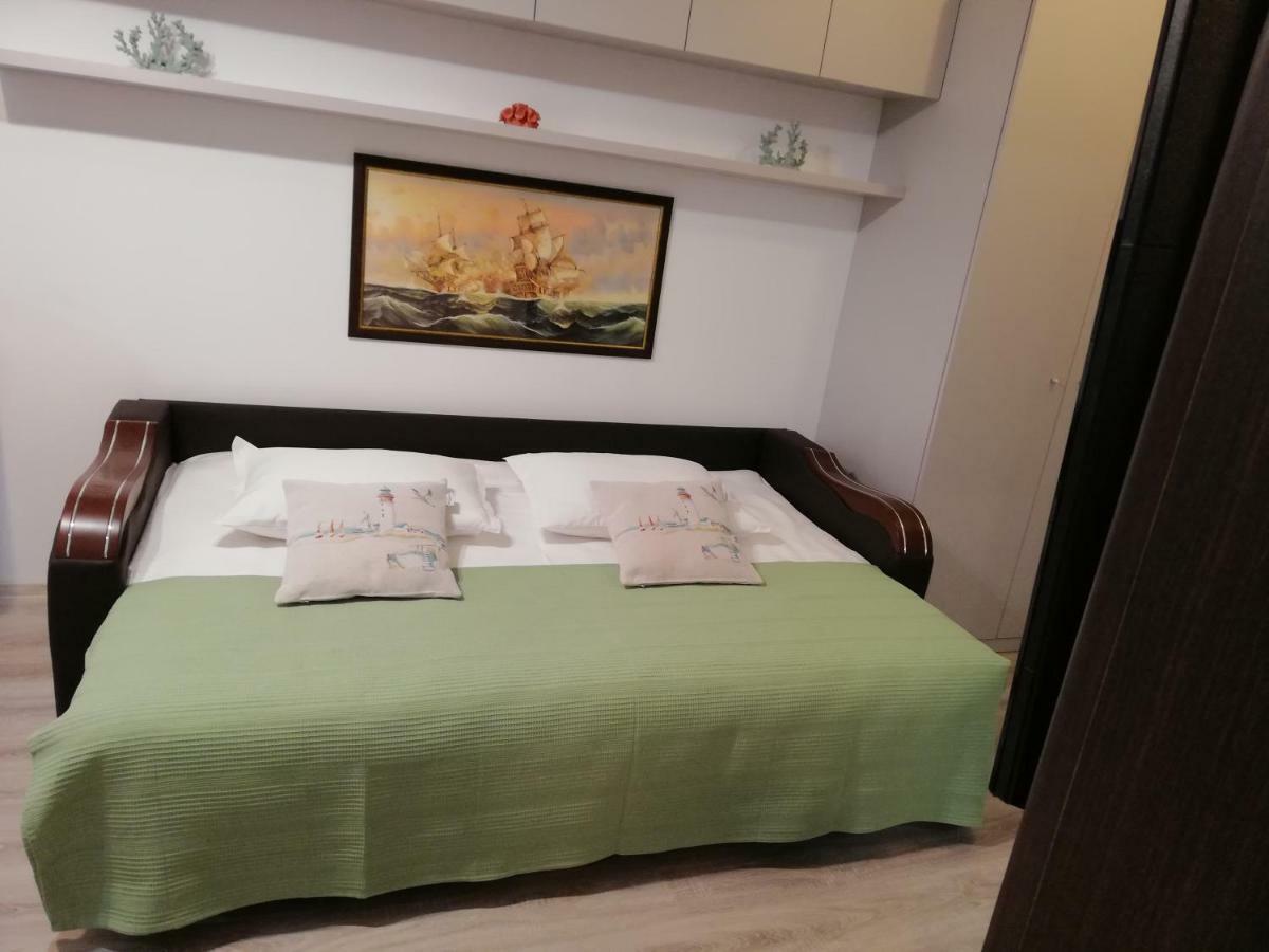 Kolonaki Domus Apartment 雅西 外观 照片