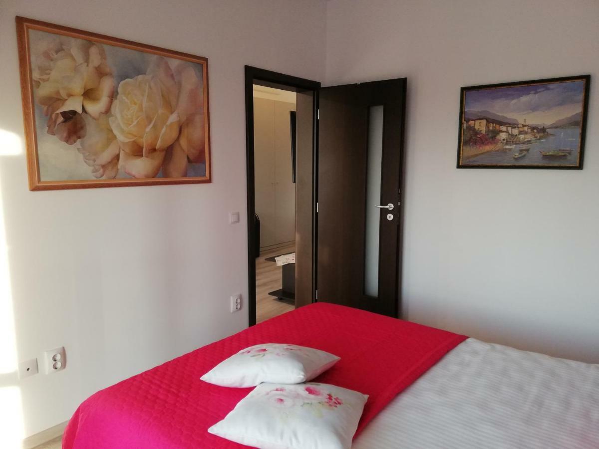 Kolonaki Domus Apartment 雅西 外观 照片